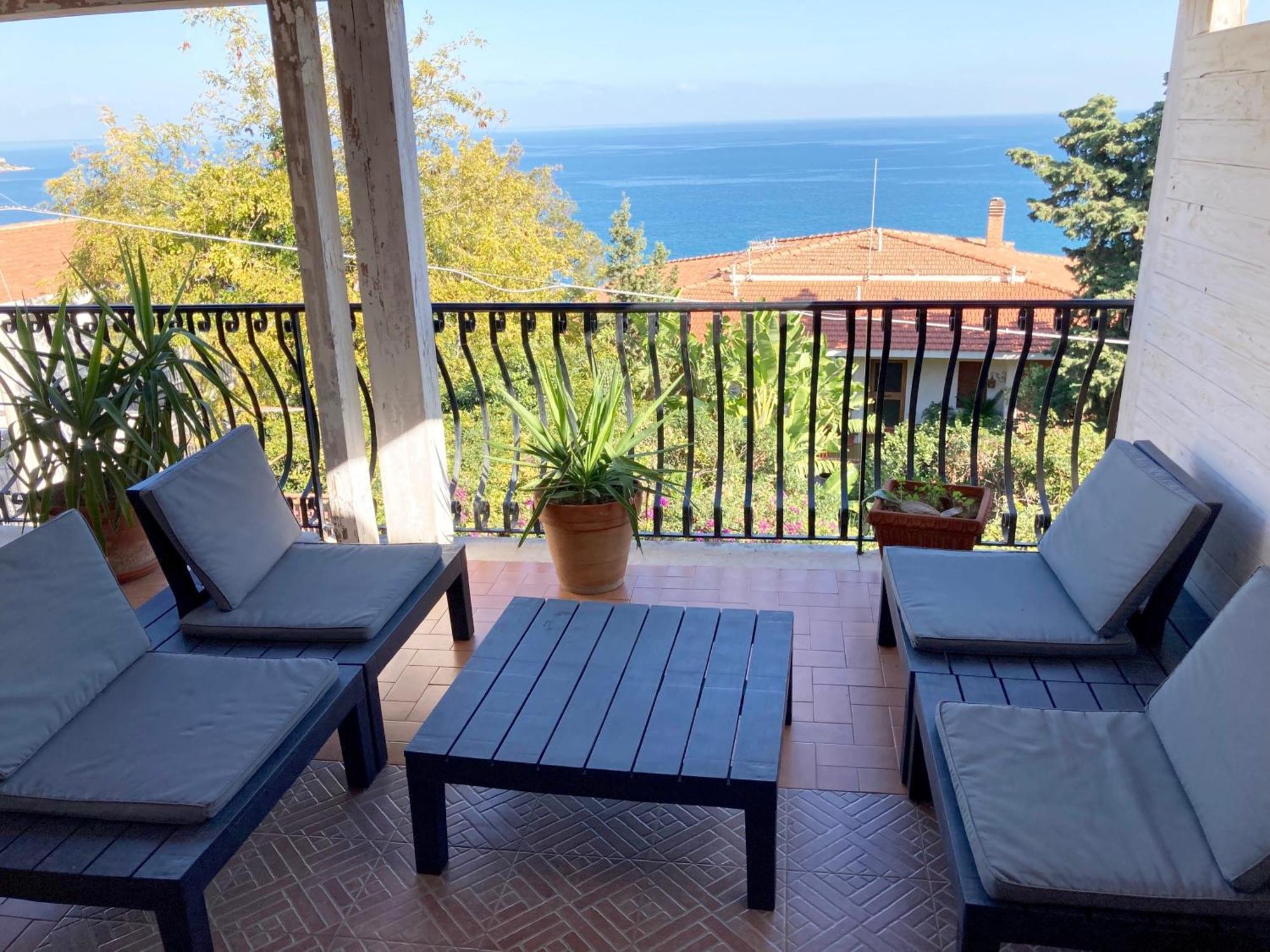 Villa Flore - Penthouse - Apartment In Villa Casteldaccia Ngoại thất bức ảnh